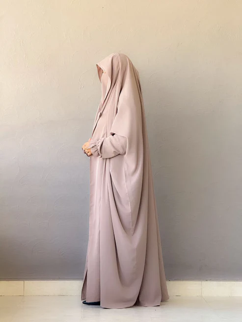 Elegant Full-Length Jilbaba – Islamic Wear for Modest Fashion - Image 2