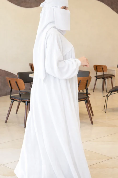 Premium Front Pleated Saudi Nida Abaya with Niqab – Elegant Modest Wear (Black) - Image 7