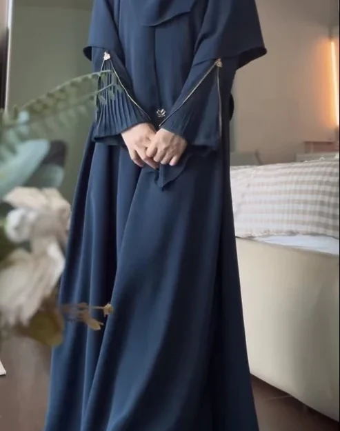 Premium 3-Piece Imported Saltosh Abaya Set Elegant Zipper Sleeve Design Perfect for Hajj & Umrah