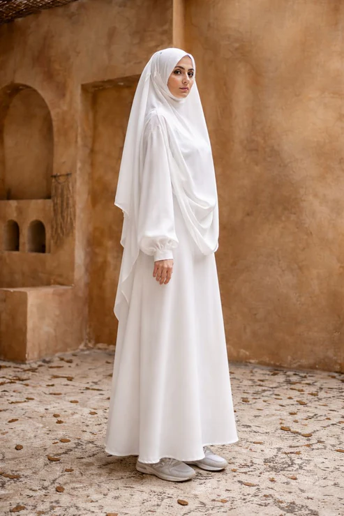 Premium Umrah & Hajj Abaya for Women – Lightweight, Breathable & Modest | Burkhawala - Image 6